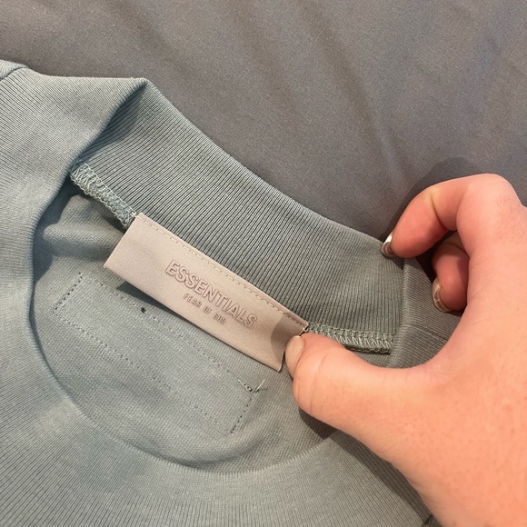 Fear of God Essentials Short-Sleeve Tee 'Sycamore’ - Picture 5 of 6